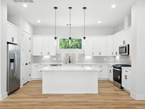 1979 Bauer Dr, Houston TX 77080