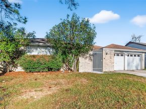 2410 Colonial Ridge Drive, Friendswood TX 77546