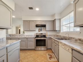 2410 Colonial Ridge Drive, Friendswood TX 77546