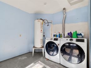 2410 Colonial Ridge Drive, Friendswood TX 77546