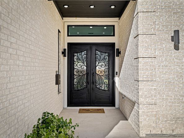 14002 Woodthorpe Lane, Houston TX 77079