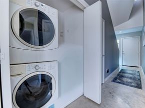 3050 Commerce Street, Houston TX 77003