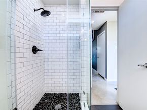 3050 Commerce Street, Houston TX 77003