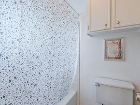 16306 Hollow Wood Drive, Houston TX 77090