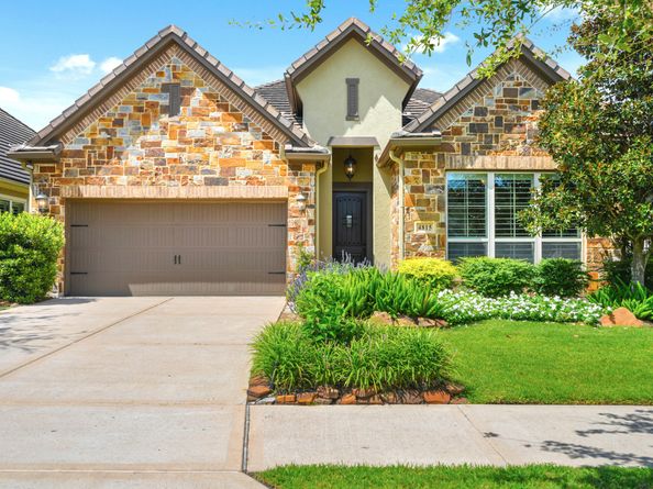 4815 Fairford Drive, Sugar Land TX 77479