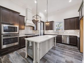 1148 Du Barry Lane, Houston TX 77018