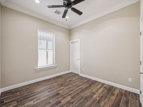 1148 Du Barry Lane, Houston TX 77018