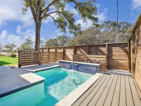 1148 Du Barry Lane, Houston TX 77018