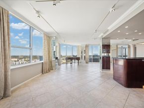 14 Greenway Plaza 22M/R, Houston TX 77046