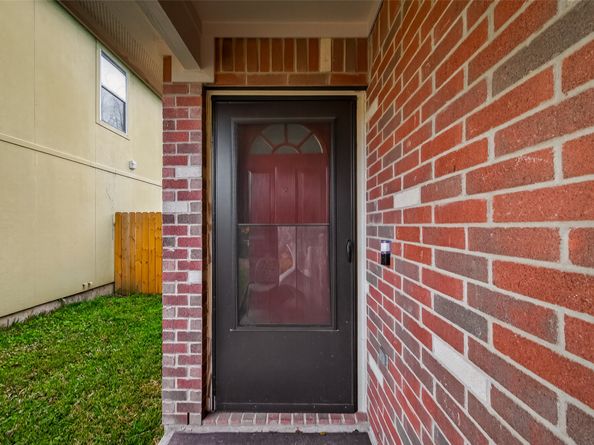 5637 Lotus Street, Houston TX 77085