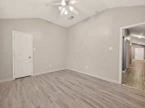 5637 Lotus Street, Houston TX 77085