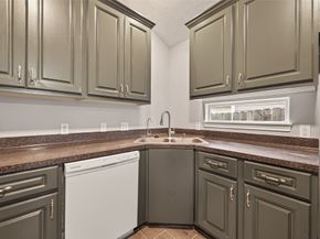 5637 Lotus Street, Houston TX 77085