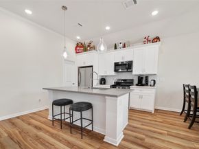 5121 Firnat Street, Houston TX 77016