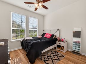 5121 Firnat Street, Houston TX 77016