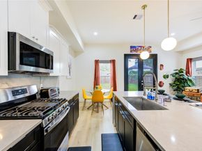 5421 Southlea Street, Houston TX 77033