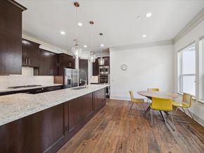 86 S Creekside Court, Houston TX 77055