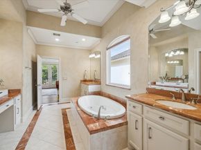 86 S Creekside Court, Houston TX 77055