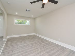 7823 Belgard Street, Houston TX 77033