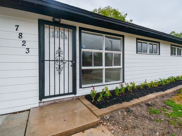 7823 Belgard Street, Houston TX 77033