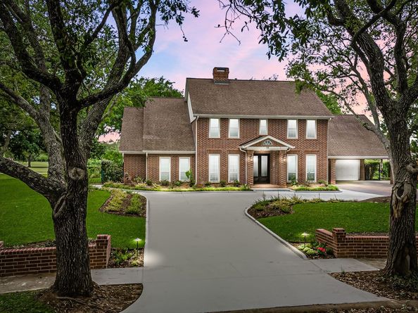 25 The Oval Street, Sugar Land TX 77479