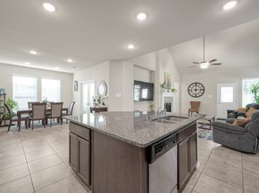 2811 Wilde Redbud Lane, Conroe TX 77385