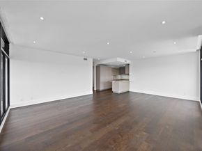 1701 Hermann Drive 21F, Houston TX 77004