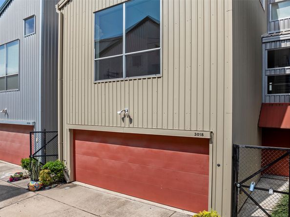 3018 Commerce Street, Houston TX 77003