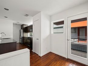 3018 Commerce Street, Houston TX 77003