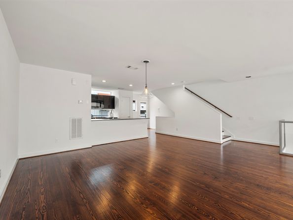 3018 Commerce Street, Houston TX 77003