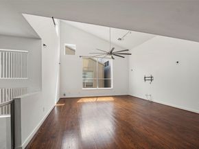 3018 Commerce Street, Houston TX 77003
