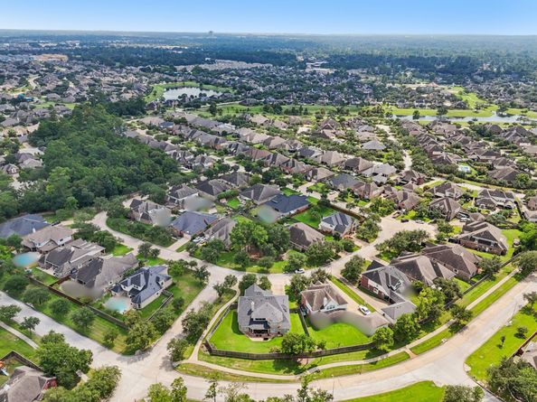 17623 Edengrove Drive, Tomball TX 77377