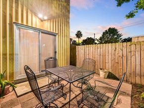 3105 Caroline Street, Houston TX 77004