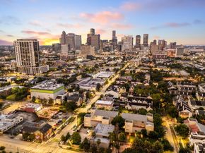 3105 Caroline Street, Houston TX 77004