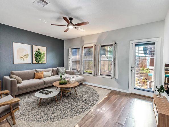 4331 Cetti Street, Houston TX 77009