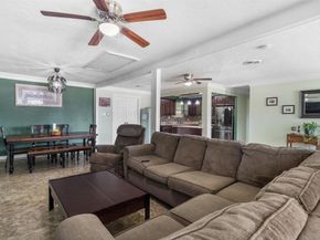 811 Globe Street, Houston TX 77034