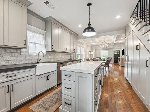 936 W Cottage Street, Houston TX 77009