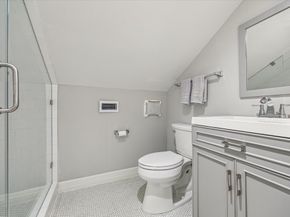 936 W Cottage Street, Houston TX 77009
