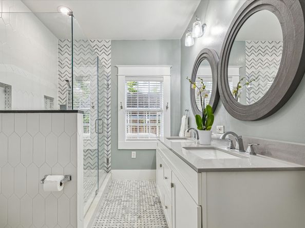 936 W Cottage Street, Houston TX 77009