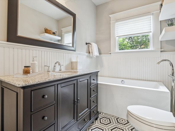 936 W Cottage Street, Houston TX 77009