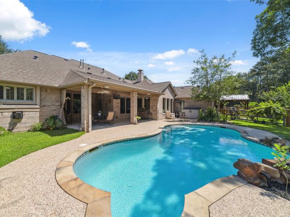 13201 Autumn Ash Dr Drive, Conroe TX 77302