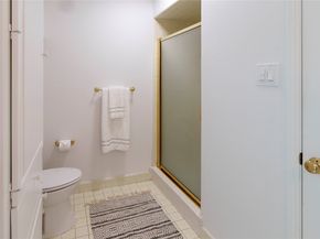 5831 Doliver Drive 24, Houston TX 77057