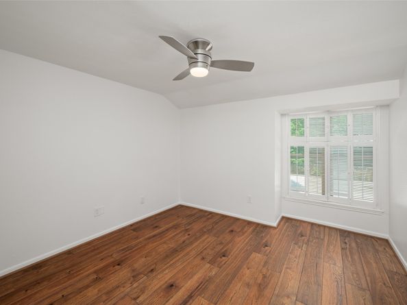 5831 Doliver Drive 24, Houston TX 77057