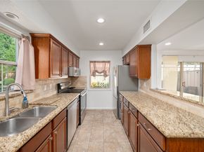 5831 Doliver Drive 24, Houston TX 77057