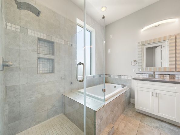 1005 Bingham Street 5, Houston TX 77007