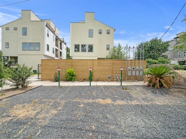 1005 Bingham Street 5, Houston TX 77007