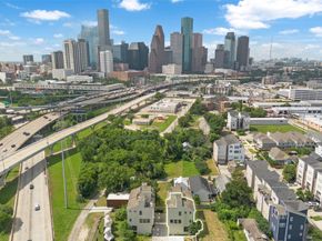 1005 Bingham Street 5, Houston TX 77007