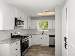4635 Kilkenny Dr, Houston TX 77048