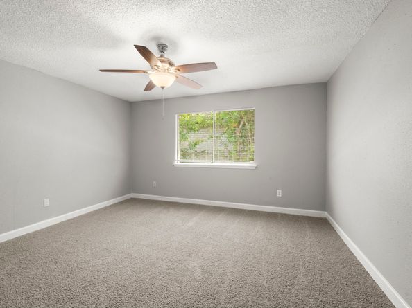 4635 Kilkenny Dr, Houston TX 77048