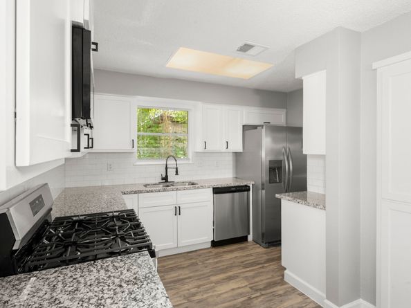 4635 Kilkenny Dr, Houston TX 77048