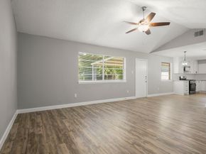 4635 Kilkenny Dr, Houston TX 77048